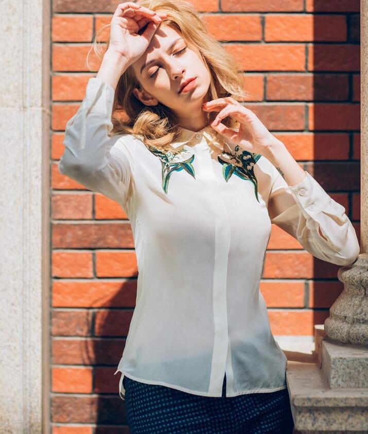 美丽的老师英语作文